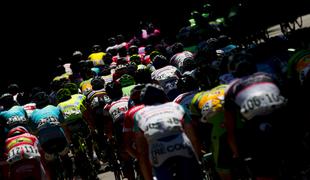 Giro v 20. etapi brez obiska Francije