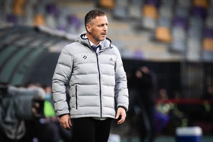 Saša Gajser | Saša Gajser za zdaj ostaja glavni trener NK Maribor. | Foto Blaž Weindorfer/Sportida