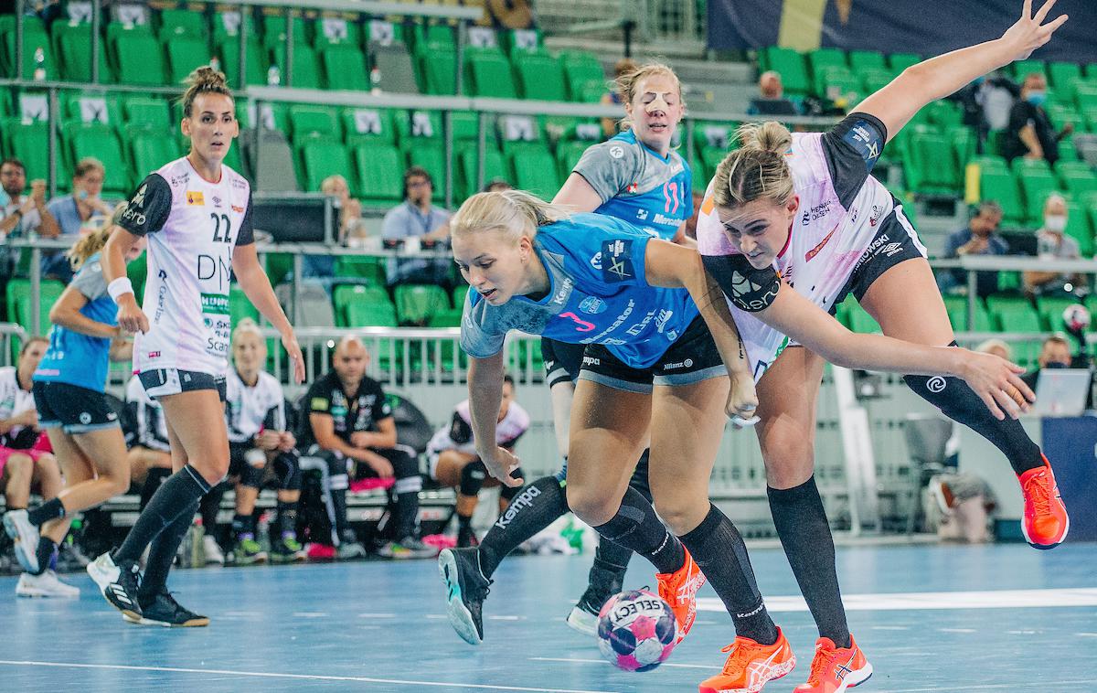 Krim Mercatzor - Vipers (liga prvakinj) | Krimovke so na Madžarskem izgubile s 25:32. | Foto Siniša Kanižaj/Sportida