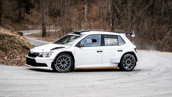 To bo predvidoma nov dirkalnik R5 v slovenski lasti. Škoda fabia R5, ki jo bo v Slovenijo pripeljala ekipa GM Racing. | Foto: osebni arhiv/Lana Kokl