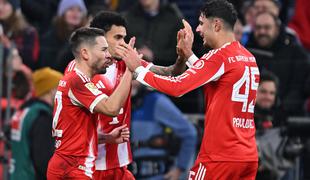 V živo: derbi v Leverkusnu, Bayern se je rešil v izdihljajih in povišal prednost