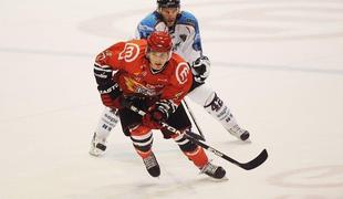 Jesenice v zadnji minuti do prve zmage