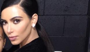 Kim Kardashian odrezala hčerko