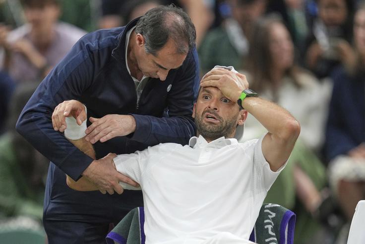 Grigor Dimitrov je moral predati dvoboj. | Foto: Guliverimage