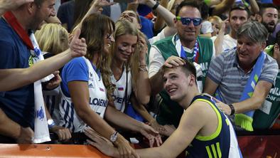 Luka Dončić zaprosil svoje dolgoletno dekle #video