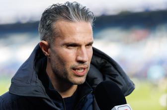 Van Persie ni več trener Feyenoorda