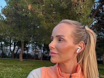 Tadeja Plestenjak se je oglasila prvič po poroki