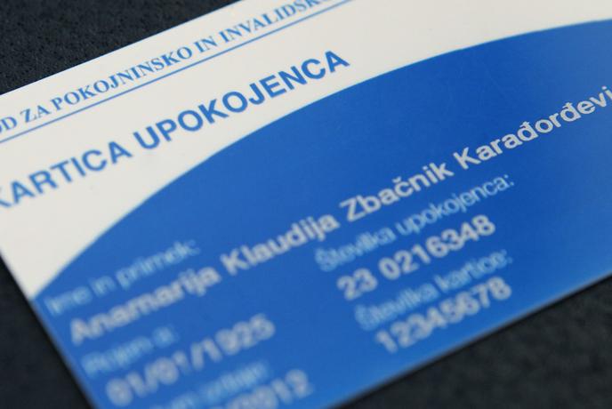 En sam dopis stane 666 tisočakov, zato ga upokojenci ne dobijo več