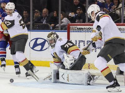 Podprvaki lovijo Kopitarjeve, Vegas jim beži