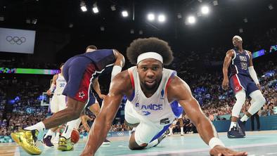 Slovenski tekmeci sprejeli odločitev, pred tem še košarica iz NBA