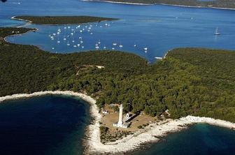 Hrvaški otok brez turistov