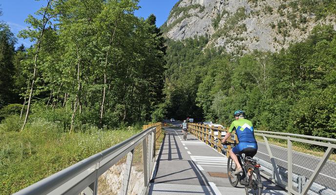 Kolesarji so jo čakali leta: odprta nova pot med Bledom in Bohinjem #foto