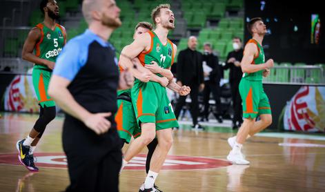 Vse je kazalo na veliki skalp, nato pa virtuoz Teodosić in ostrostrelec Belinelli
