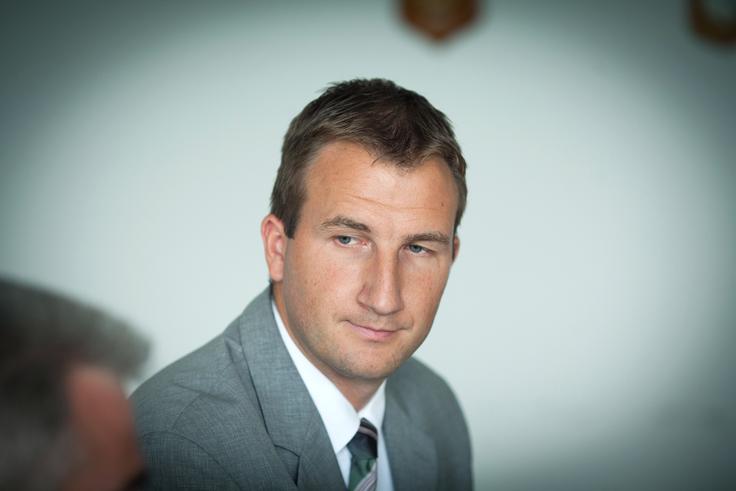 Ko je takratni notranji minister Vinko Gorenak leta 2012 uvedel nadzor nad delom NPU, je urad vodil Robert Črepinko.  | Foto: Matej Povše