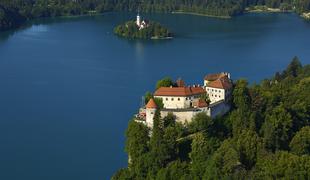Slovenija znova z rekordnim številom turistov in nočitev