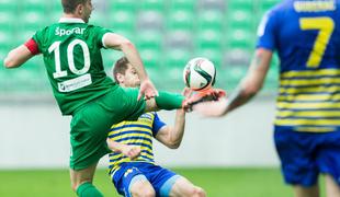 Brez golov v Celju in Ljubljani, Krka trčila ob goriški jez (video)