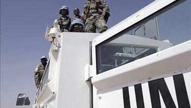 ZN začeli umikati osebje iz Darfurja