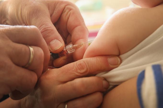Po zadnjih podatkih je cepljenje proti ošpicam preprečilo več kot 20 milijonov smrti otrok med leti 2000 in 2016. Prav tako je bil v večini držav izkoreninjen neonatalni tetanus, pojavlja se le še v 15 državah. | Foto: Getty Images