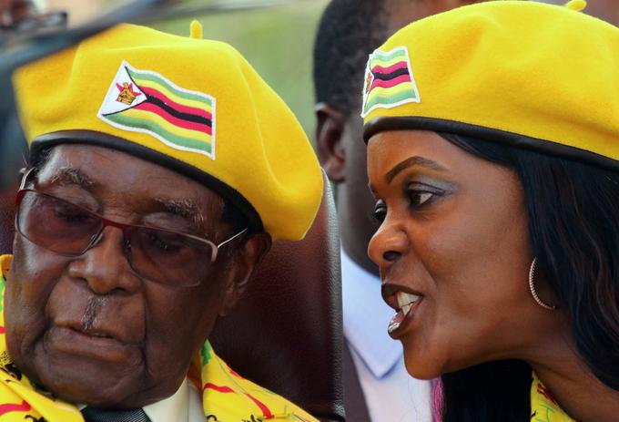 Mugabejevi ženi so državljani očitali predvsem razkošen življenjski slog, zaradi katerega se je je prijel vzdevek Gucci Grace. | Foto: Reuters