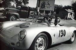 Bodo pri Porscheju obudili legendarnega spyderja?