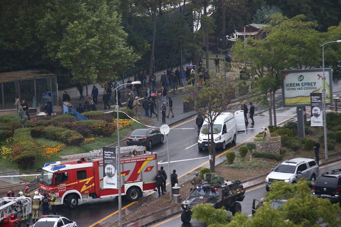 Stranka je turške napade potrdila, a podatkov o morebitnih žrtvah ni posredovala. Dodala je le, da so bili napadi usmerjeni v civilno infrastrukturo, poroča nemška tiskovna agencija dpa. | Foto: Reuters