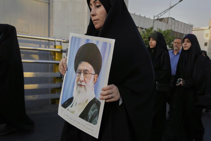 Ajatola Ali Hamenej in več predstavnikov iranskega politično-verskega vrha je v soboto, 28. februarja, umrlo po raketnem napadu na kompleks v Teheranu. | Foto: Guliverimage