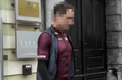 Američan v Ljubljani zanalašč pohodil vrabčka in ga vrgel v smeti