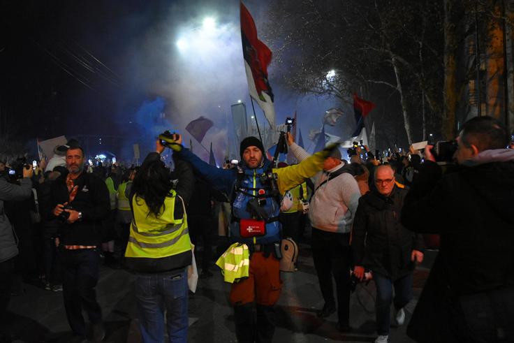 Promet v središču Niša je oviran.  | Foto: Grgo Jelavic/Pixsell