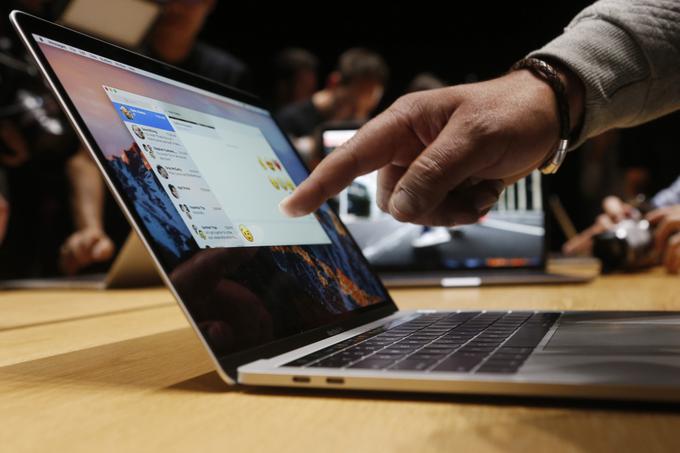 Applov prenosni računalnik MacBook Pro | Foto: Reuters