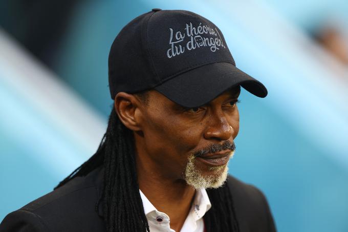 Rigobert Song bo v skupinskem delu varovance vodil še proti Brazilcem. | Foto: Reuters