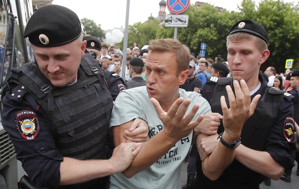 Aleksej Navalni | Ruske oblasti so na protestu v Moskvi med drugim pridržale tudi ruskega opozicijskega voditelja Alekseja Navalnega. | Foto Reuters