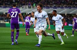 Inter le do točke v Firencah, Como piše italijansko pravljico