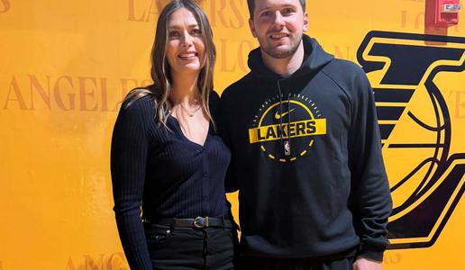 Marija Šarapova na tekmi Lakersov podprla Dončića: zvezdnikov ne združuje le ta fotografija