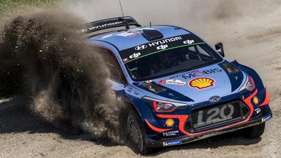 Neuville in Hyundai še lep čas z roko v roki