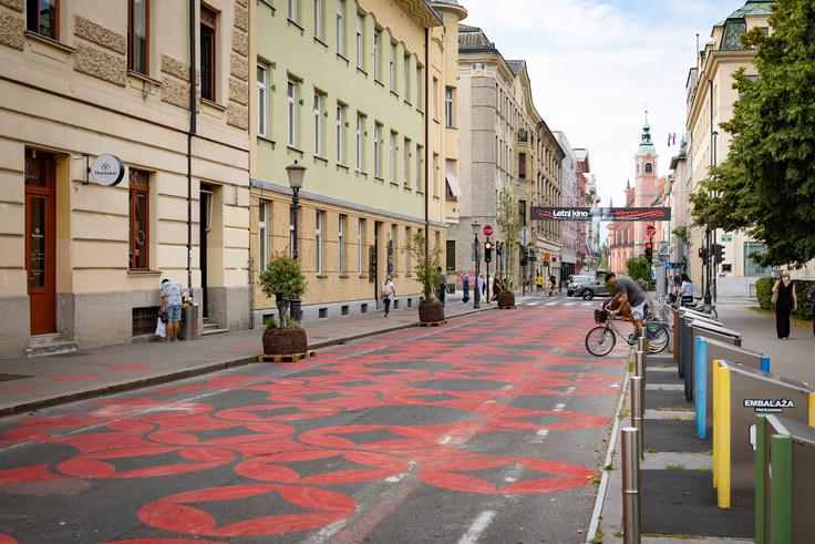 Miklošičeva cesta | Foto: Ana Kovač