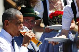 Bavarski običaj veleva pivo pred poldnevom: privoščil si ga je tudi Obama