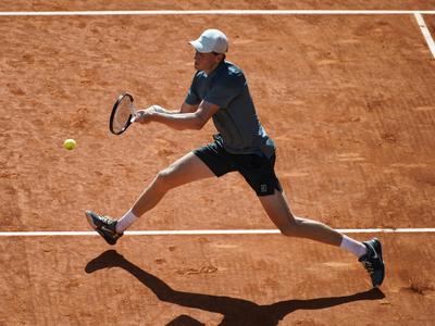 Sinner čaka na tekmeca v osmini finala