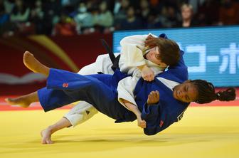 Tina Trstenjak v igri za zlato medaljo