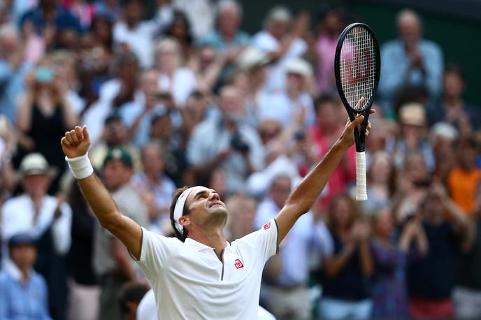 Roger Federer | Roger Federer je v polfinalni poslastici strl Rafaela Nadala. | Foto Reuters