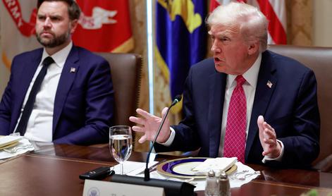 Trump Zelenskemu: Putin bo uničil Ukrajino, če ne boš privolil v to