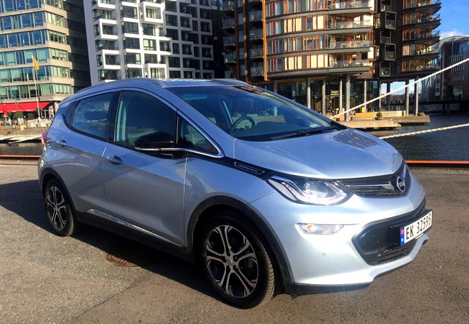 Nekdanja Oplova različica chevrolet bolta je bila ampera-e. | Foto: Gregor Pavšič