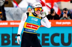 Mojster Prevc spet brez konkurence, glavni tekmec grdo padel