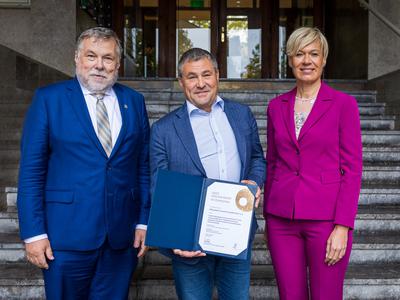 Slovenski raziskovalci razvili način za pridobivanje redkih zemelj iz odpadnih magnetov