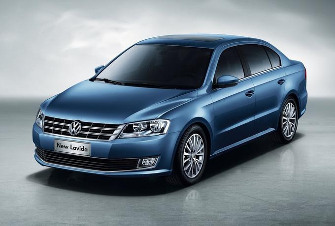 Volkswagen je na Kitajskem lani prodal skoraj tri milijone osebnih avtomobilov. To je lavida, ki so jo tam predstavili leta 2012. | Foto: Volkswagen