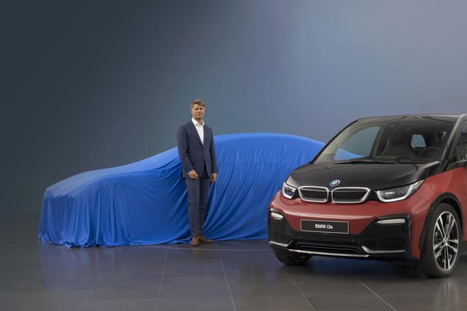 Predsednik BMW je napovedani novi električni avtomobil (predvidoma i5) za zdaj še skril pod pregrinjalo. | Foto: BMW