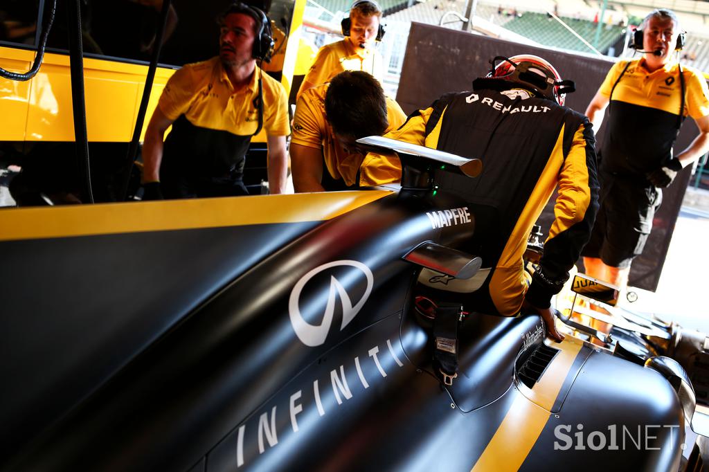 Renault sport F1 team - garaža