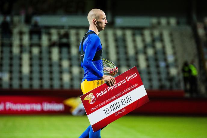 Kek po bolečem porazu spravil Celjane v boljšo voljo, zlasti kapetana