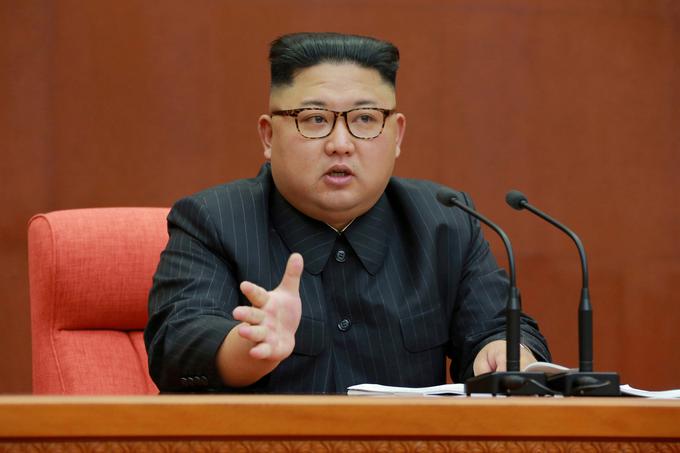 Trump je obljubil, da ne bo popuščal severnokorejskemu režimu na čelu z voditeljem Kim Džong Unom. | Foto: Reuters
