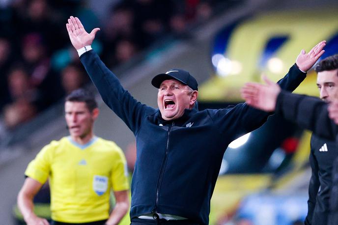 Matjaž Kek | Matjaž Kek bo skušal Slovenijo danes popeljati od prve zmage v kvalifikacijah za SP 2026. Če mu ne bo uspelo, bo Slovenija ostala brez možnosti za nastop na SP 2026. | Foto Aleš Fevžer