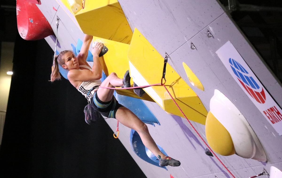 plezanje svetovno prvenstvo Hačiodži Vita Lukan | Vita Lukan je priplezala na zmagovalni oder. | Foto Manca Ogrin